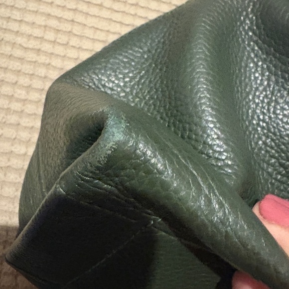 Michael Kors Pebble Leather Aria Hobo - Picture 16 of 17